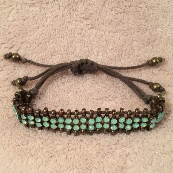 Jewelry - Mint Opalescent Crystal Pull Chord Bracelet NWOT